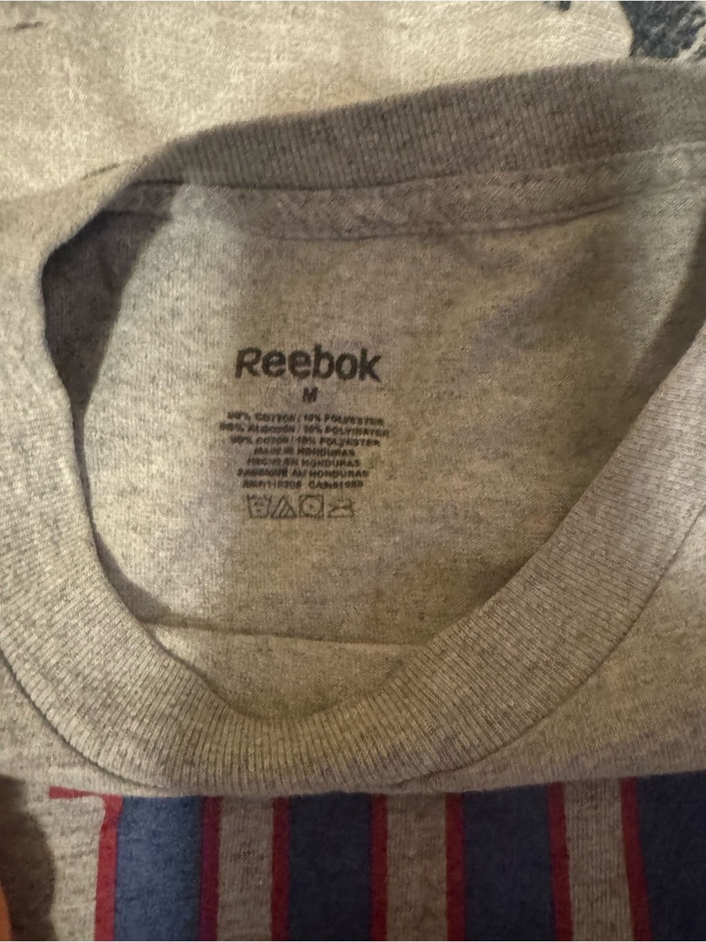 Shirt - Picture 4 of 4